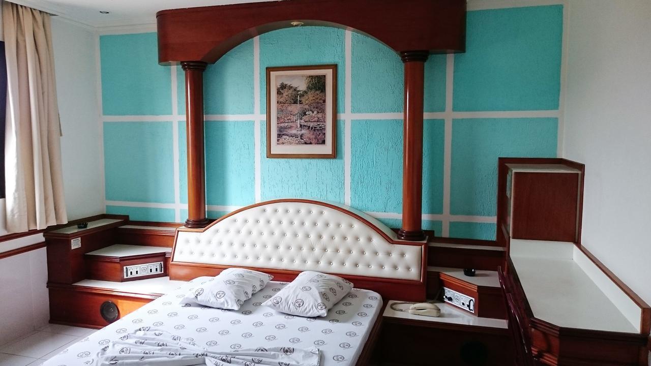 North Palace Hotel Сао Паоло Екстериор снимка